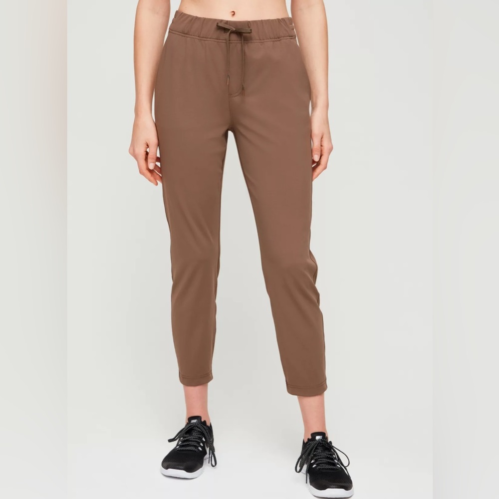 Aritzia Babaton Helena Pant